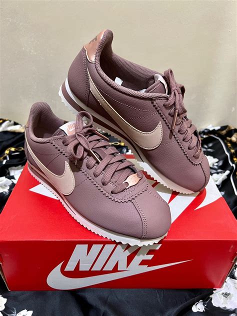 nike cortez clearance.